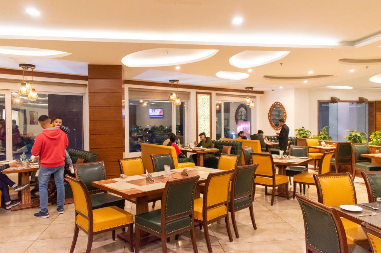 Grand Hotel Nawanshahr Nawāshahr Eksteriør bilde