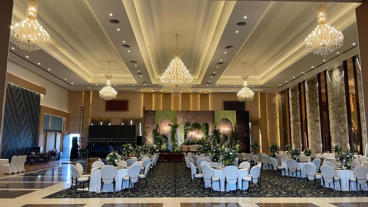 Grand Hotel Nawanshahr Nawāshahr Eksteriør bilde