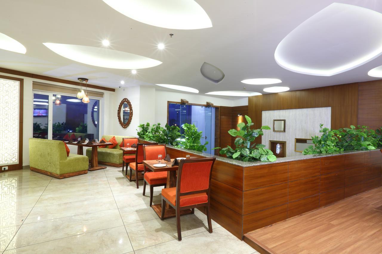 Grand Hotel Nawanshahr Nawāshahr Eksteriør bilde