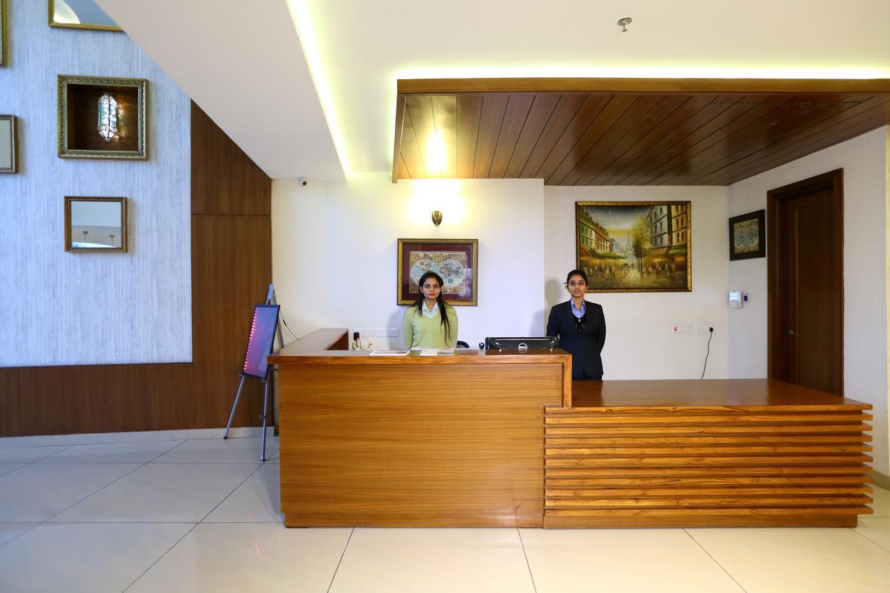 Grand Hotel Nawanshahr Nawāshahr Eksteriør bilde