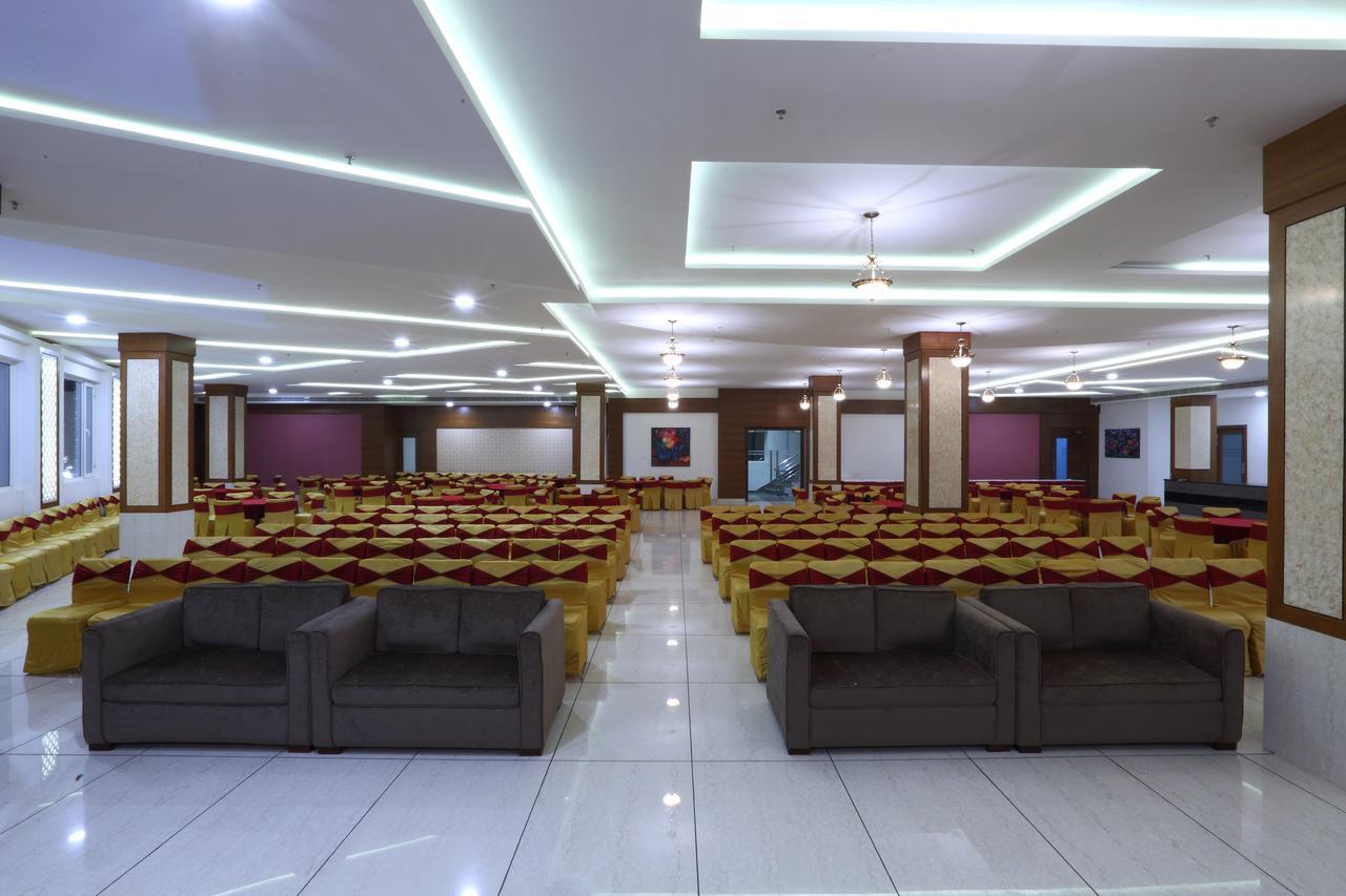 Grand Hotel Nawanshahr Nawāshahr Eksteriør bilde