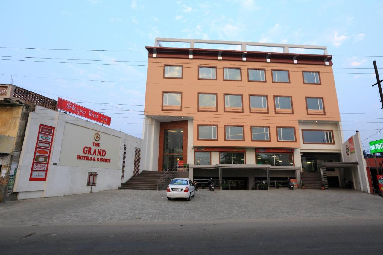 Grand Hotel Nawanshahr Nawāshahr Eksteriør bilde